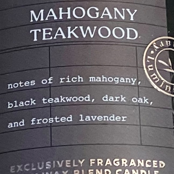 3 WICK CANDLE - MAHONGANY TEAKWOOD - BATH & BODY WORKS - BRAND NEW WITH TOP - Picture 3 of 5